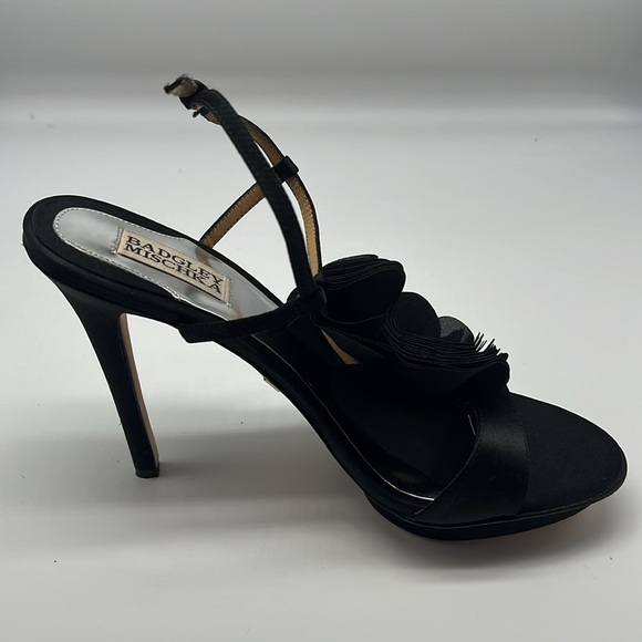 Badgley Mischka - Black Fabric Petal Adjustable Ankle High Heels Platforms 9.5 - Picture 12 of 14